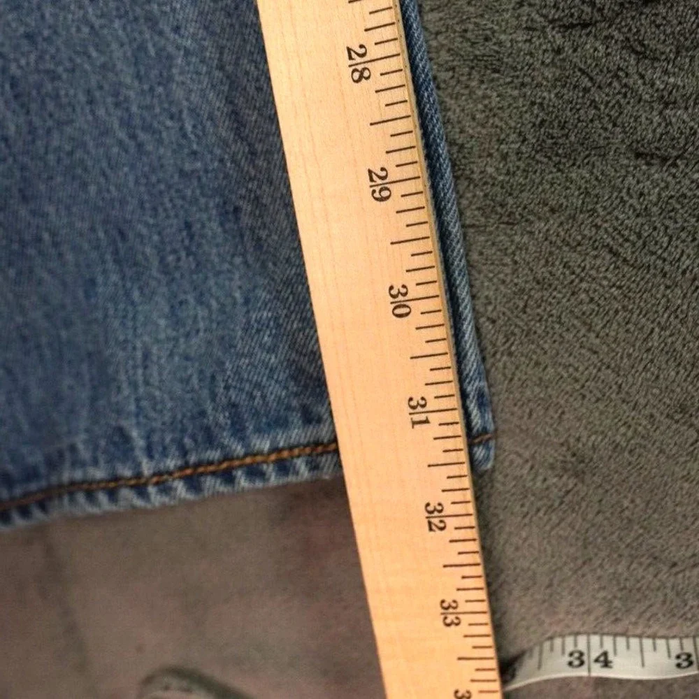 Levis 501 Button Fly Jeans Mens 40x32 Blue Medium Wash Y2K Biker‎ Cowboy Biker